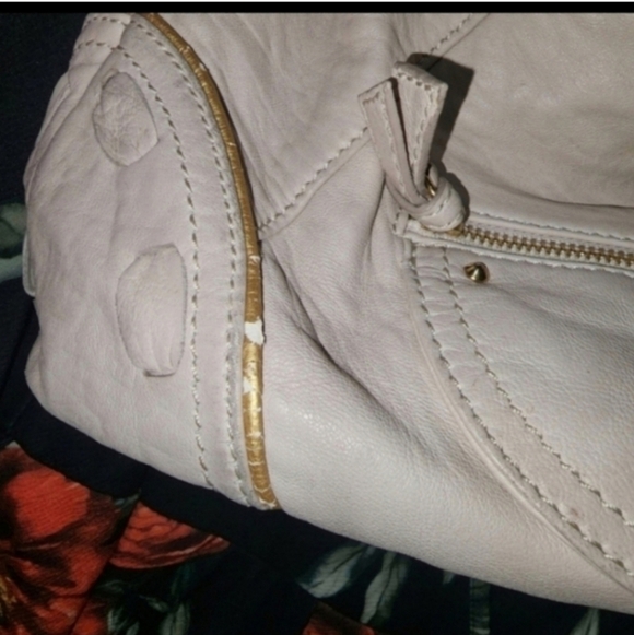 🍁🍂Vintage Betsey johnson cream leather bag - Picture 3 of 8